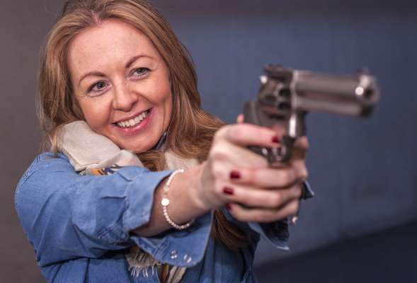 Everything you need is provided: instructors, guns, gear, ammo & targets. No hidden costs are awaiting you.